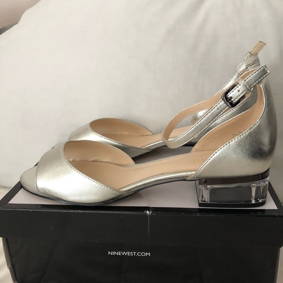 Nine West Volor Open Toe Block Heel Sandal - Picture 2 of 6